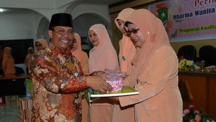  Bupati Ajak Pengurus DWP Komit Kuatkan Peran dan Kualitas Perempuan